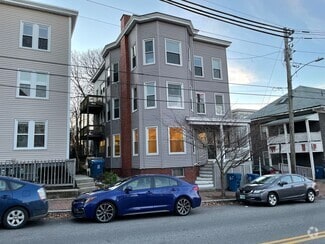 Building Photo - 94 Mellen St