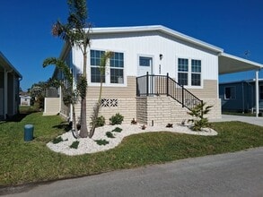Building Photo - 5647 Blue Harbor Dr