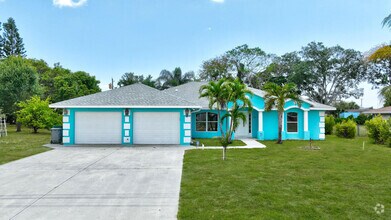 Building Photo - 189 SE Floresta Dr