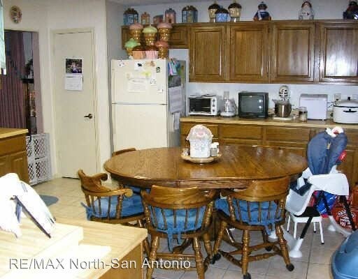 Foto del edificio - 3 br, 2.5 bath House - 9203 Broxton Dr
