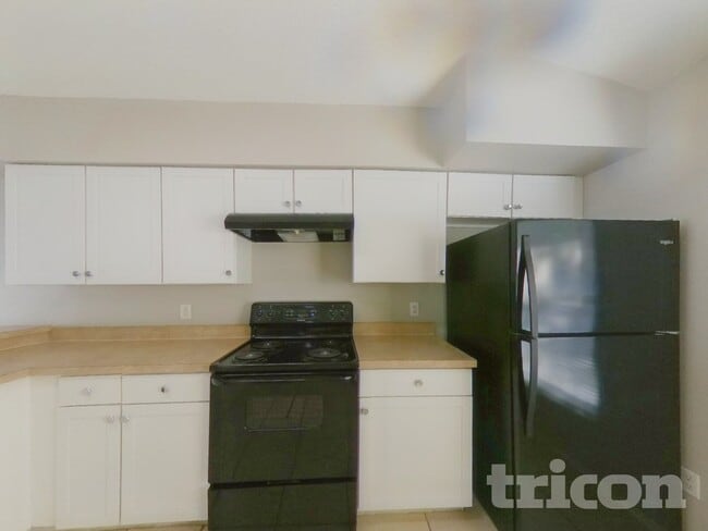 Foto del edificio - 2680 Chatham Cir