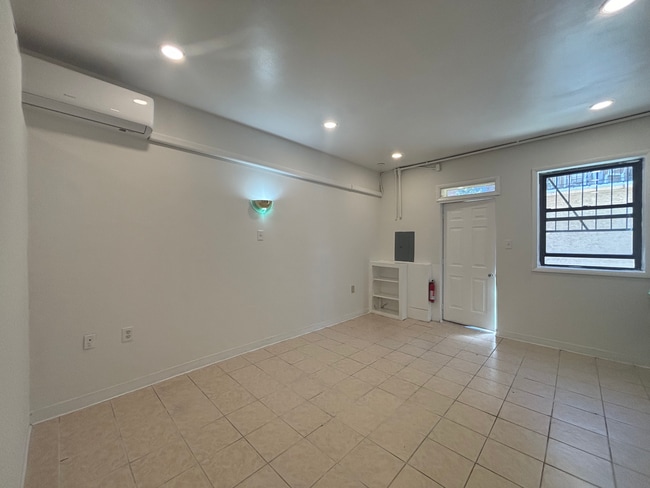 main space - 1000 Christian St