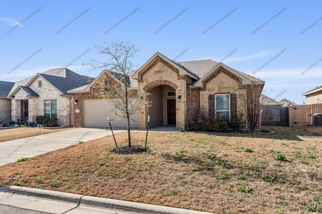Building Photo - 10217 Eaglefire Dr