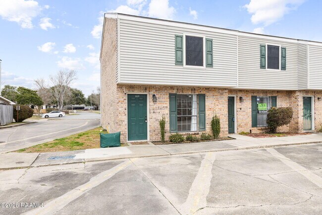 Foto del edificio - 100 Winchester Dr