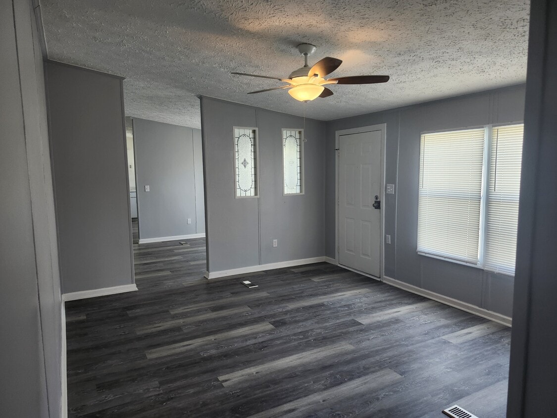 Building Photo - 5540 W Oglethorpe Hwy