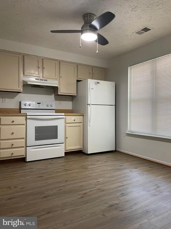 Foto principal - 1542 Pin Oak Dr