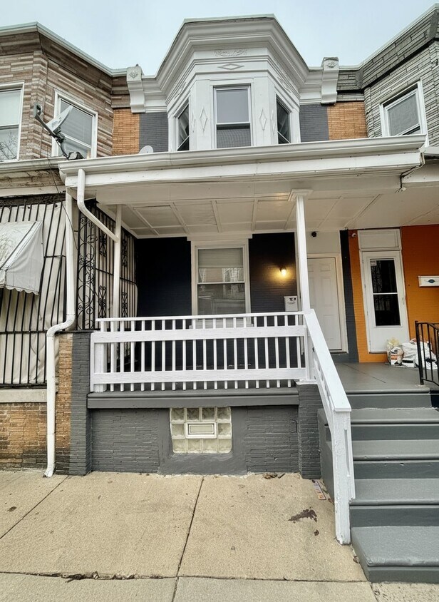 Photo - 665 East Wensley Street -