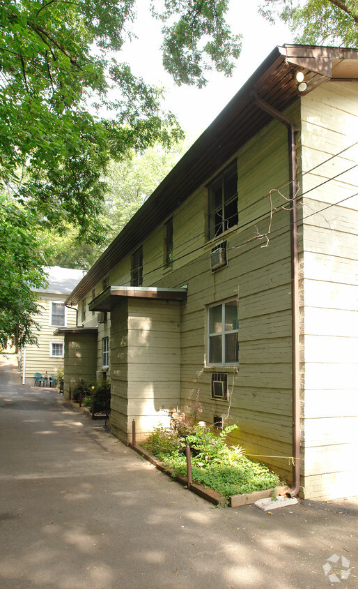 Building Photo - 845 Charles Allen Dr