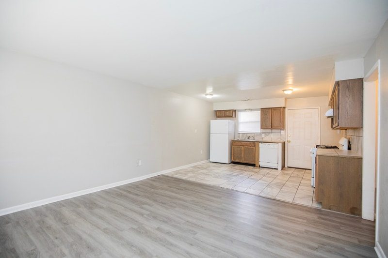 Primary Photo - 1309 S Washington Ave