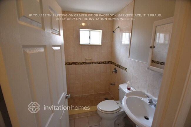 Building Photo - 7550 W 30th Ave