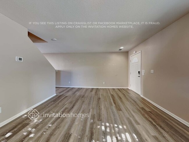 Building Photo - 1205 Bluebird St