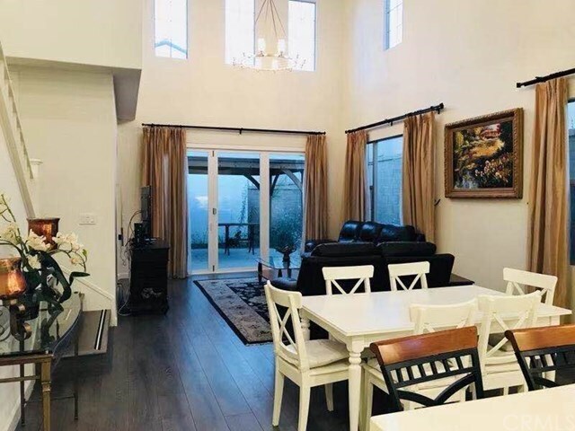 Foto principal - 102 Fairbridge