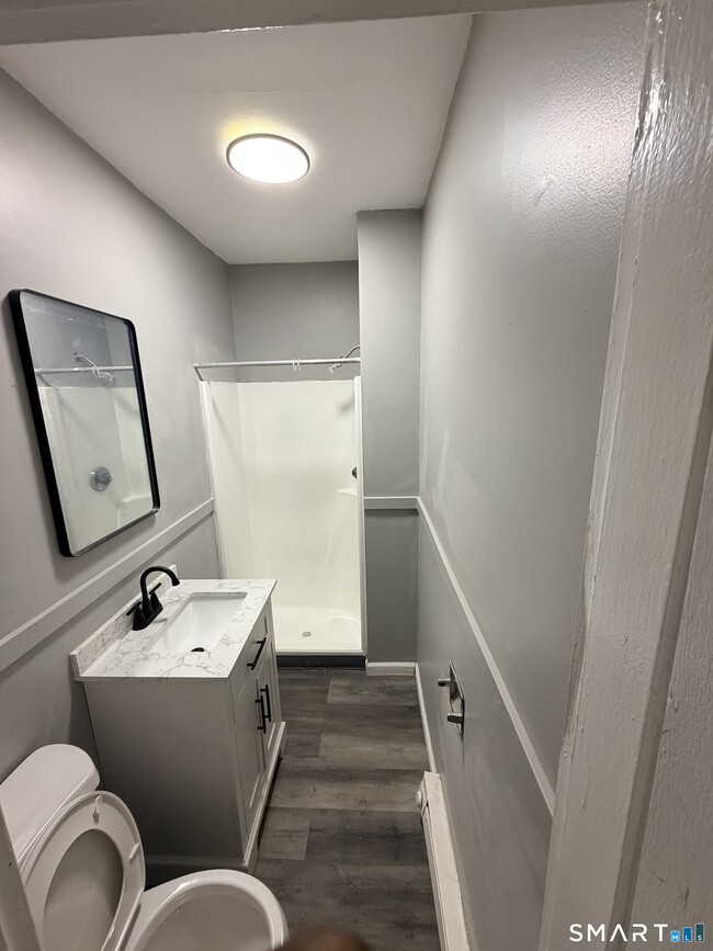 Building Photo - 89 Birch St