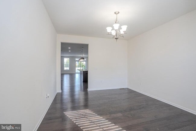 Building Photo - 16 Clover Ln