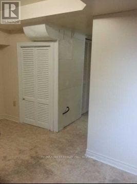 Building Photo - 182 Ruggles Ave