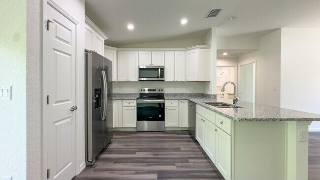 Foto del edificio - 40 Maple Ln