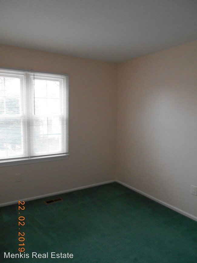 Building Photo - 3 br, 1.5 bath House - 29 Marwood Ct.