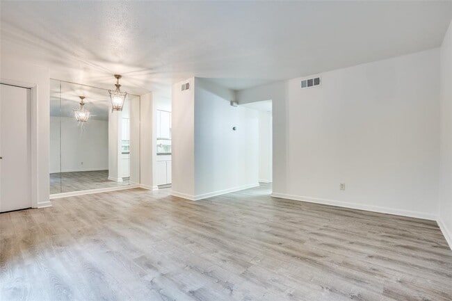 Building Photo - 4112 Bowser Ave