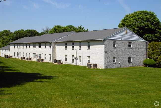 Building Photo - Devonshire Apartments