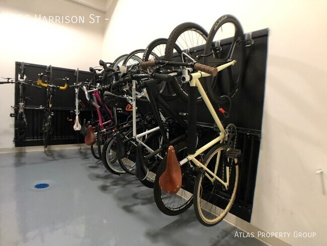 Foto del edificio - Cute Studio Downtown! 8 Weeks Free!!