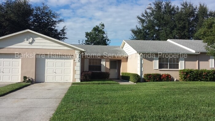 Primary Photo - 8815 Manos Cir