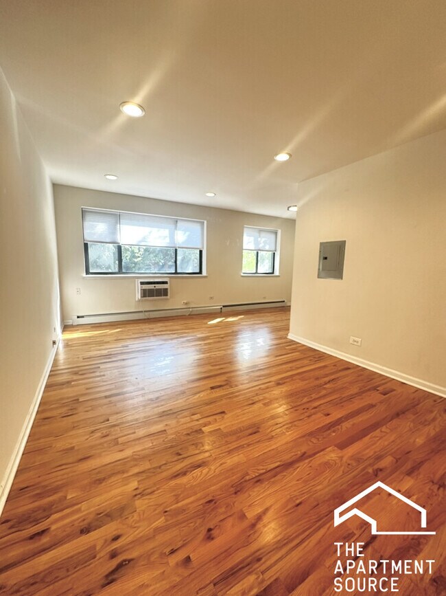 Foto del edificio - 6954 N Sheridan Rd