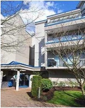 Building Photo - River West