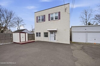 Building Photo - 120 2nd St