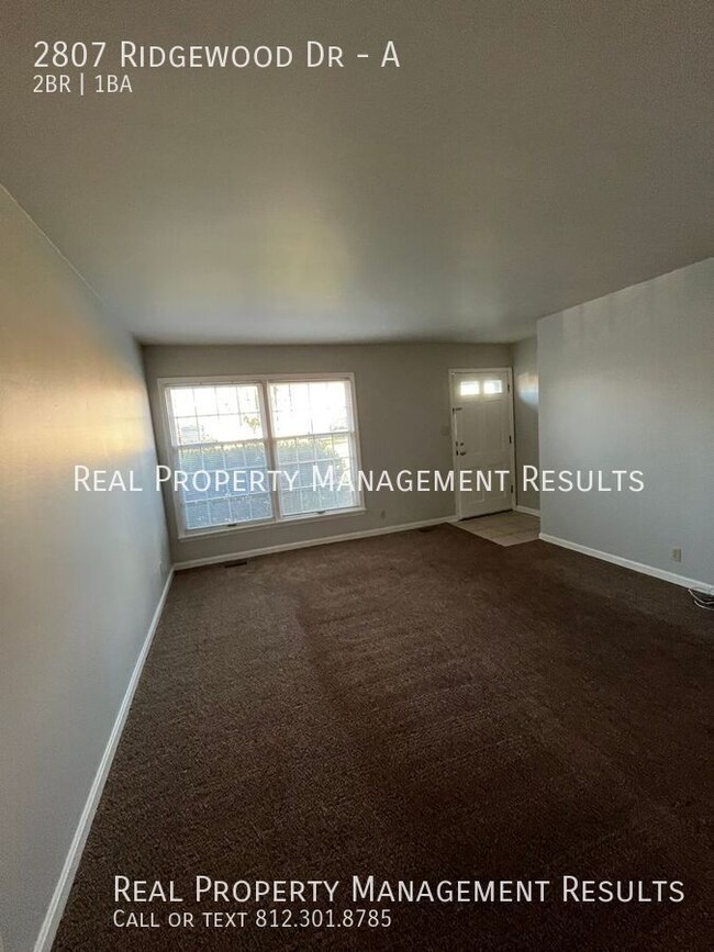 Foto del edificio - 2 Bedroom, 1 Bath Apartment North Side