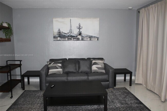 Foto del edificio - 3400 SW 25th St