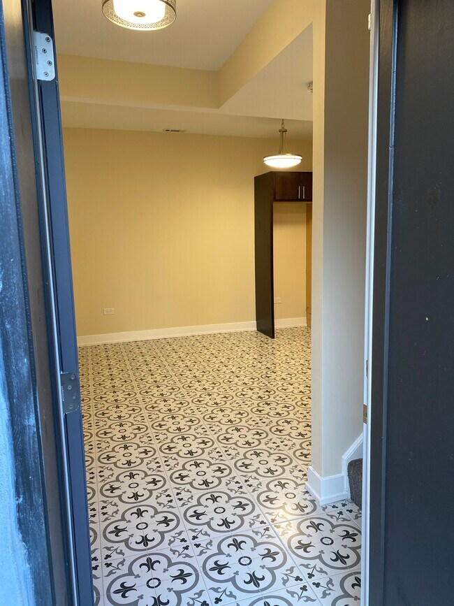 Foto del edificio - 4236 S Champlain Ave