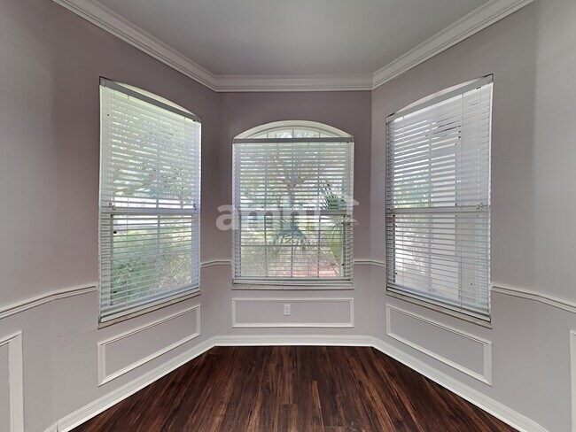 Foto del edificio - 1560 Mountclair Court