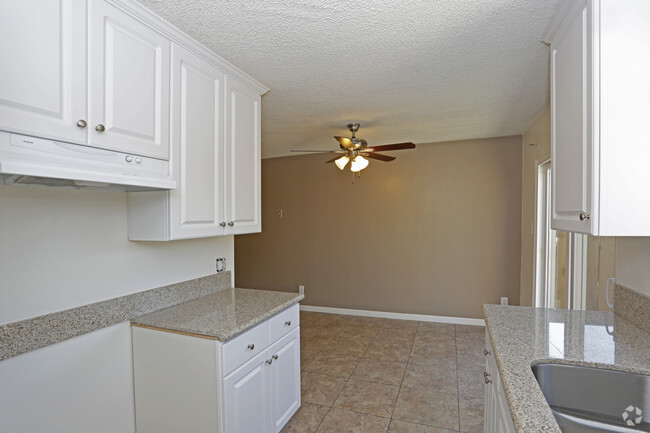 Foto del interior - Diamond Crest Apartments