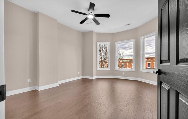 Building Photo - 2045 E 31st St