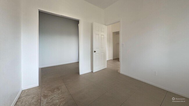 Foto del edificio - 7216 Yates St