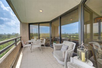 Building Photo - 101 Westcott St