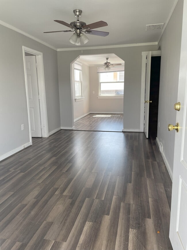 Living & Dining Room - 1237 Euclid Ave