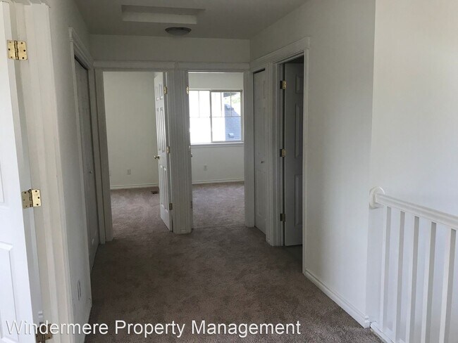 Building Photo - 3 br, 2 bath House - 1816 Undine Lane