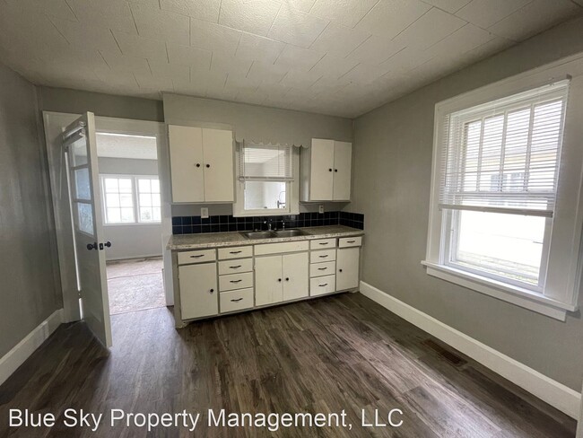 Building Photo - 2 br, 1 bath House - 1439 W 13th St