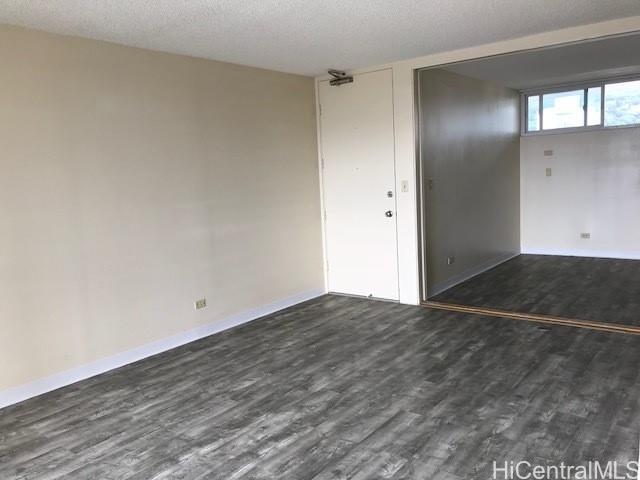 Building Photo - 1556 Piikoi St