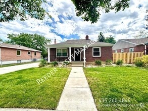 Building Photo - 1800 Bryan Ave