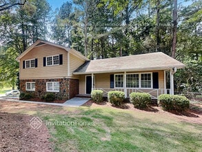 Building Photo - 193 Gloster Rd NW