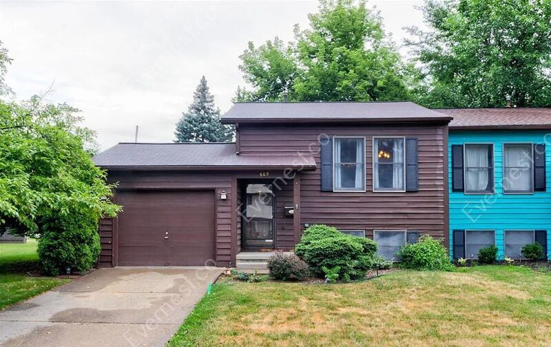 Primary Photo - 605 Amelia Ave