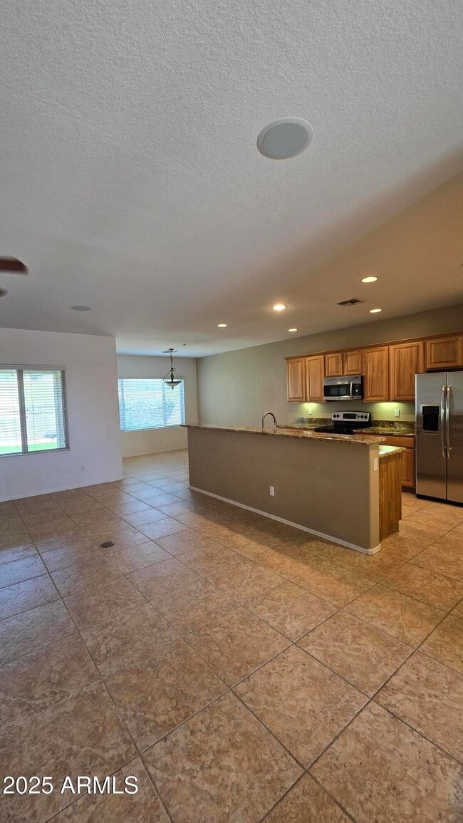 Building Photo - 3316 W Inspiration Dr