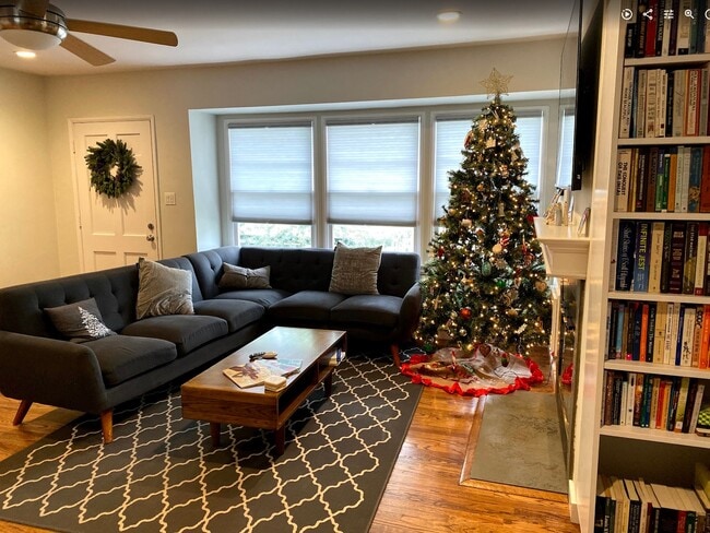 Foto del edificio - 3344 Virginia Ave