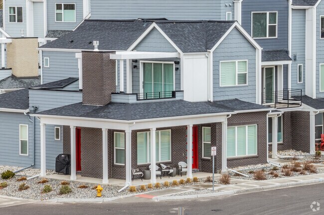 Entrada - Prelude at TAVA Waters