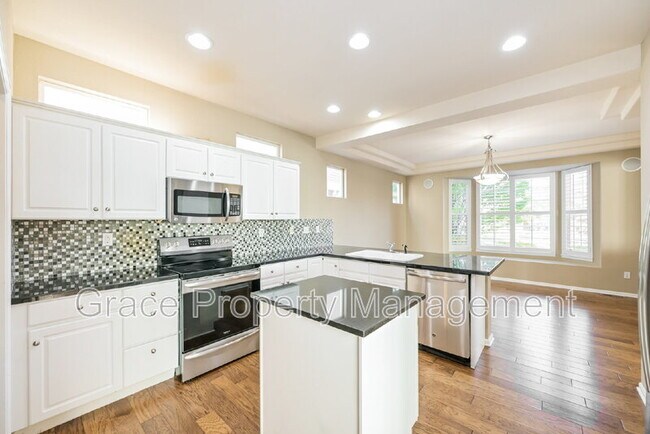 Building Photo - 7822 E Archer Pl