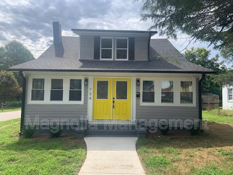 Foto principal - 734 Eaton St