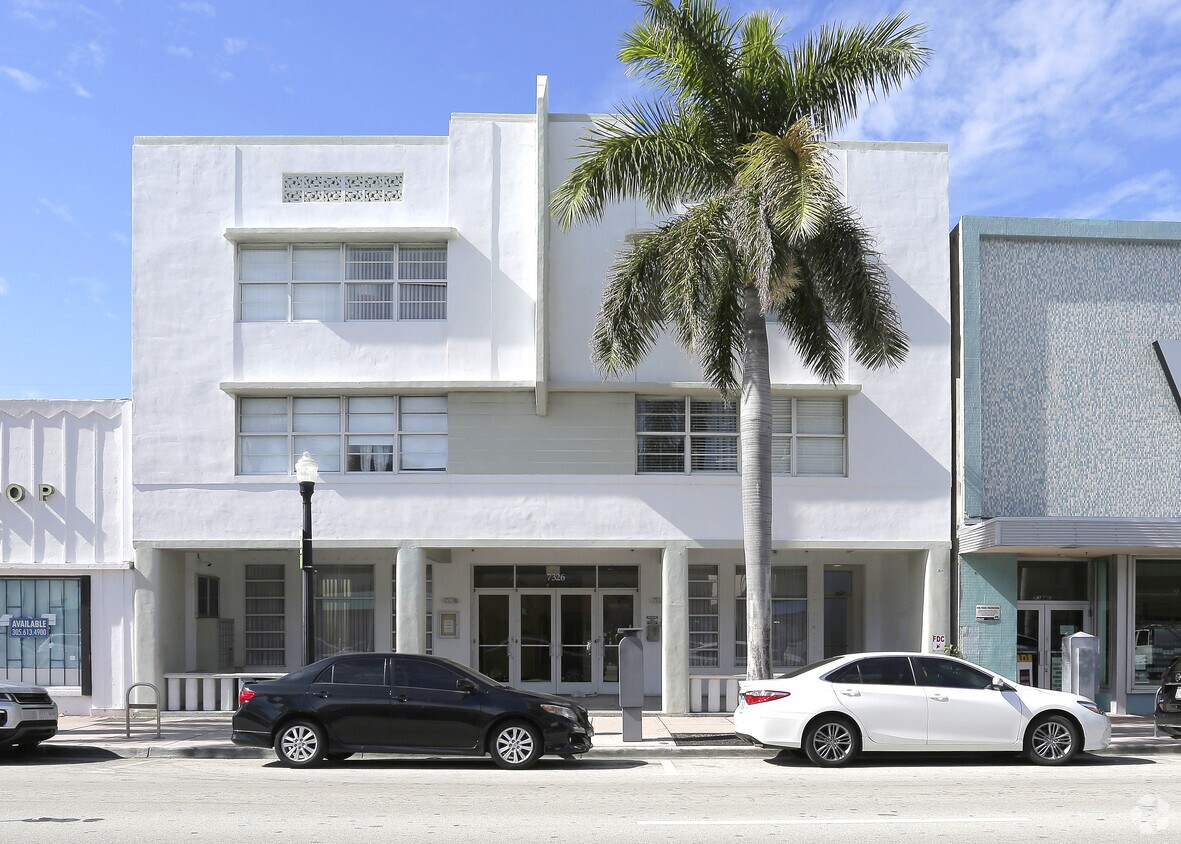 Foto del edificio - Welworth Condominiums