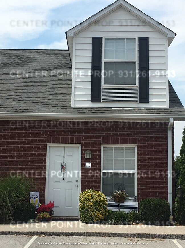 Building Photo - 126 E Center Town Dr